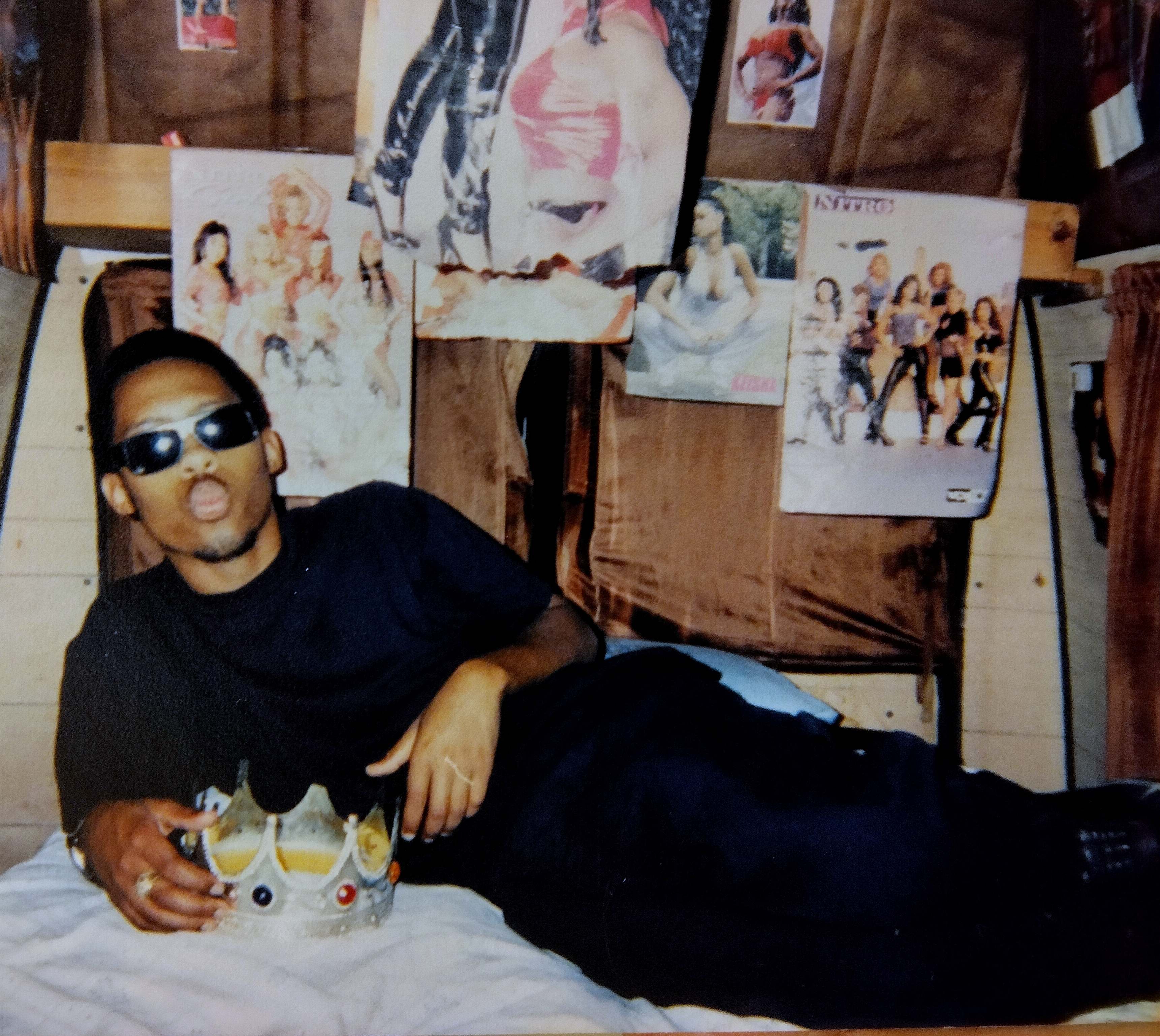 Championplayboy with crown